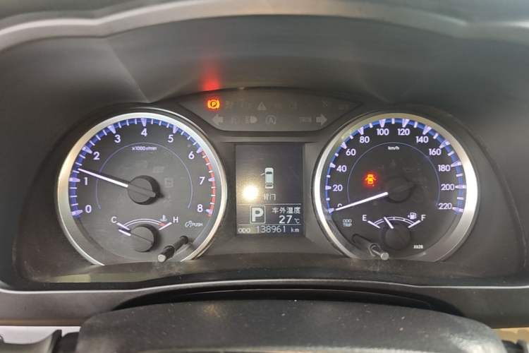 Used Toyota Highlander 2018 2.0T Four-Wheel Drive Elite Edition 7 Seats China V Standard Instrument Cluster