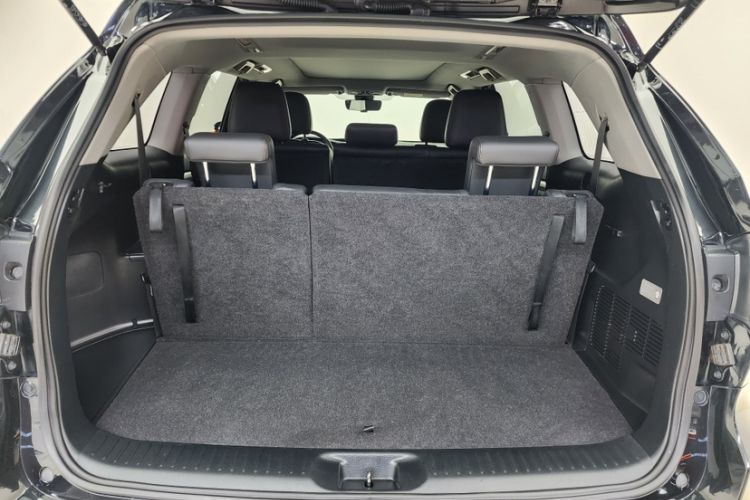 Used Toyota Highlander 2018 2.0T Four-Wheel Drive Luxury Version 7 Seats China VI Standard Interior 12