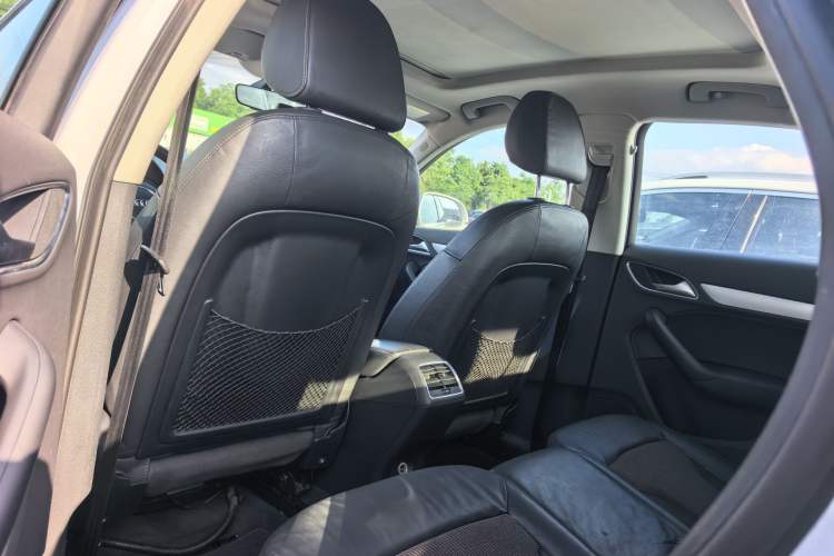 Used Toyota Highlander 2018 2.0T Two-Wheel Drive Luxury Edition 7 Seats China VI Standard Interior 2