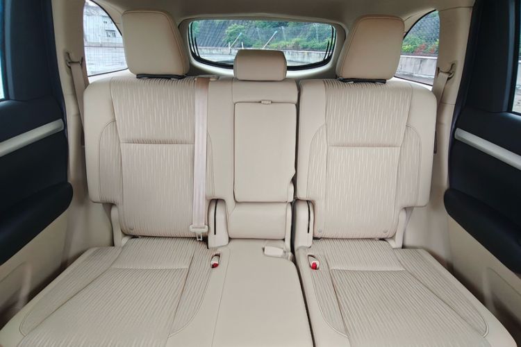 Used Toyota Highlander 2018 2.0T Four-Wheel Drive Elite Edition 7 Seats China VI Standard Interior 6