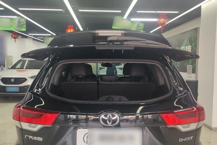 Used Toyota Highlander 2018 2.0T Four-Wheel Drive Supreme Edition 7-Seater China VI Interior 7