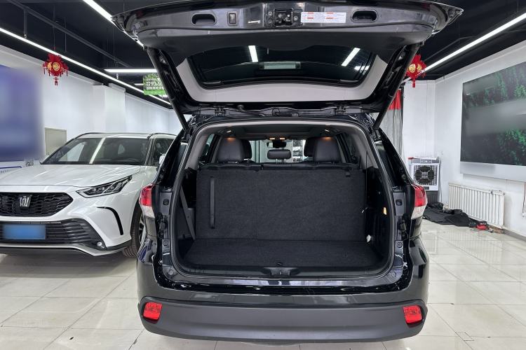 Used Toyota Highlander 2018 2.0T Four-Wheel Drive Prestige Version 7 Seats China VI Standard Interior 8