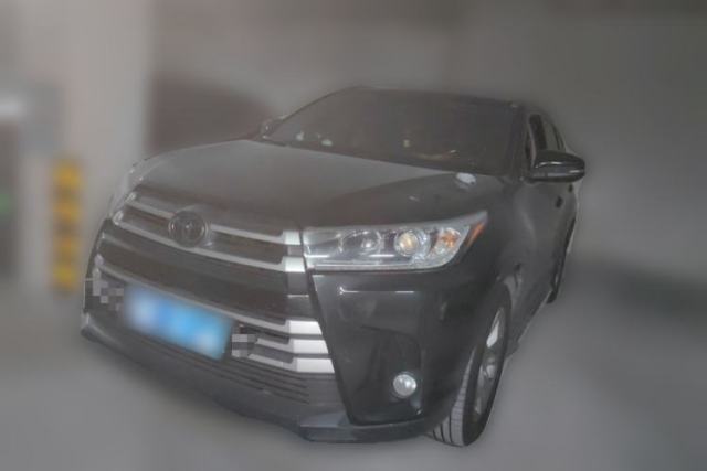 Used Toyota Highlander 2018 2.0T Four-Wheel Drive Luxury Version 7 Seats China VI Standard