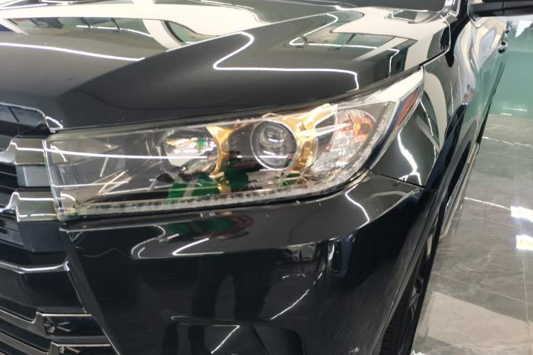 Used Toyota Highlander 2018 2.0T Four-Wheel Drive Knight Edition 7 Seats China VI Standard Left Front Headlight