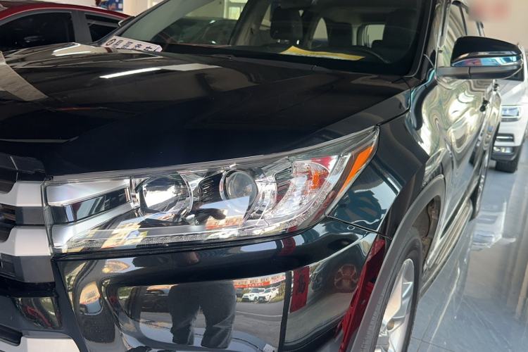 Used Toyota Highlander 2018 2.0T Four-Wheel Drive Luxury Version 7 Seats China VI Standard Left Front Headlight