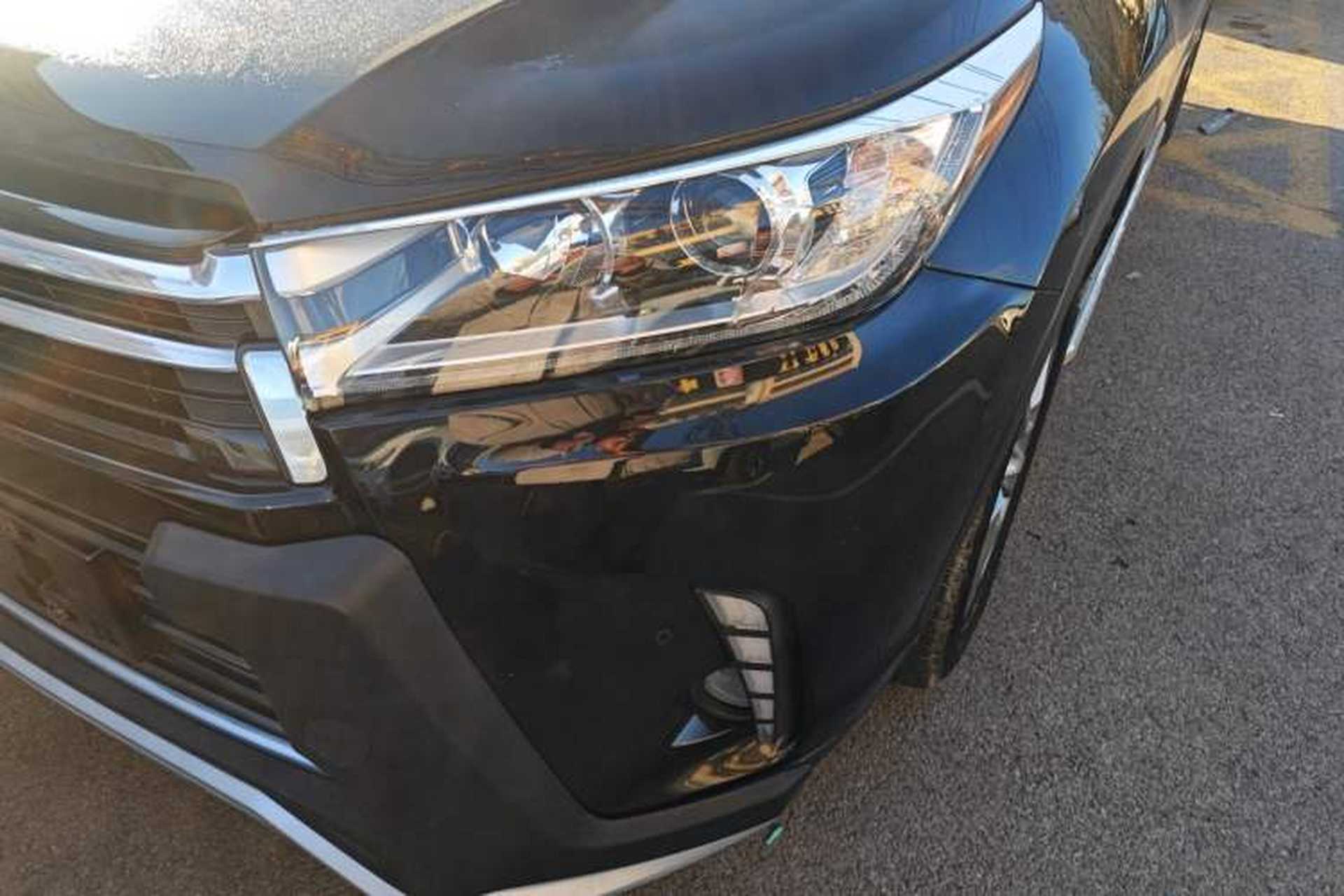 Used Toyota Highlander 2018 2.0T Two-Wheel Drive Prestige Edition 7 Seats China VI Standard Left Front Headlight