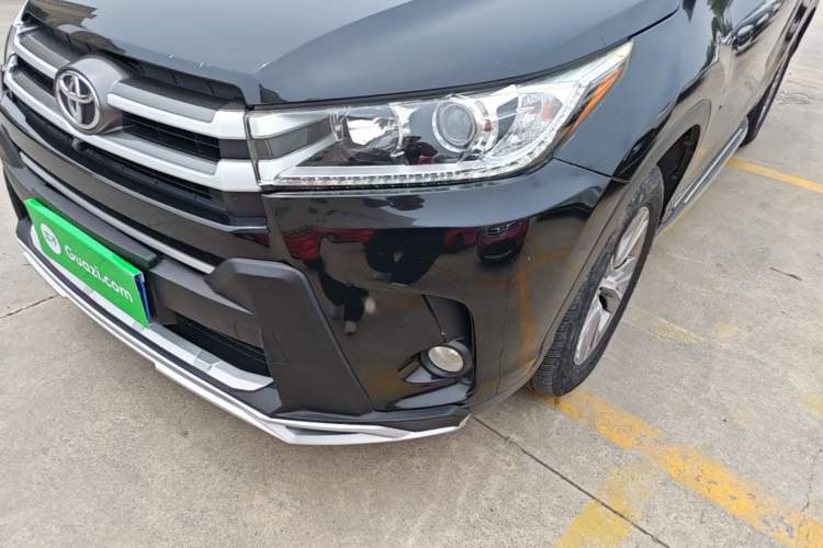 Used Toyota Highlander 2018 2.0T Two-Wheel Drive Elite Version 5 Seats China VI Standard Left Front Headlight