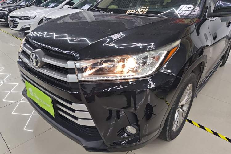 Used Toyota Highlander 2018 2.0T Four-Wheel Drive Elite Edition 7 Seats China V Standard Left Front Headlight
