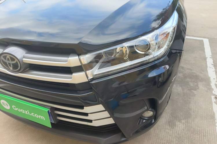 Used Toyota Highlander 2018 2.0T Four-Wheel Drive Luxury Version 7 Seats China VI Standard Left Front Headlight