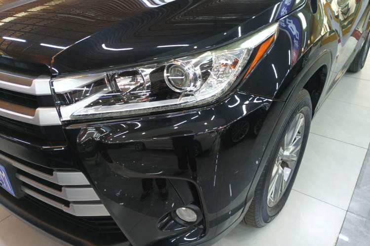 Used Toyota Highlander 2018 2.0T Two-Wheel Drive Elite Edition 5 Seats Emission Standard China V Left Front Headlight