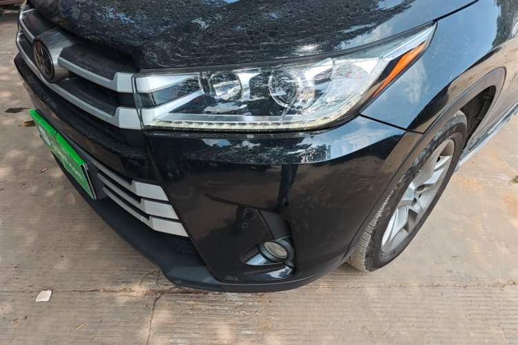 Used Toyota Highlander 2018 2.0T Four-Wheel Drive Luxury Version 7 Seats China VI Standard Left Front Headlight