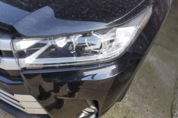 Used Toyota Highlander 2018 2.0T Four-Wheel Drive Elite Edition 7 Seats China VI Standard Left Front Headlight