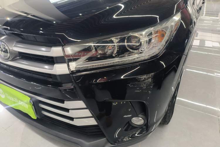Used Toyota Highlander 2018 2.0T Four-Wheel Drive Luxury Edition 7 Seats China V Emission Standard Left Front Headlight