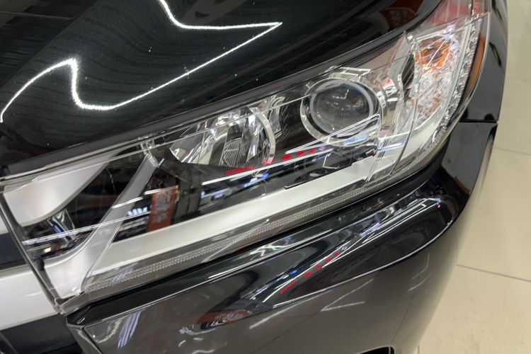 Used Toyota Highlander 2018 2.0T Four-Wheel Drive Luxury Version 7 Seats China VI Standard Left Front Headlight