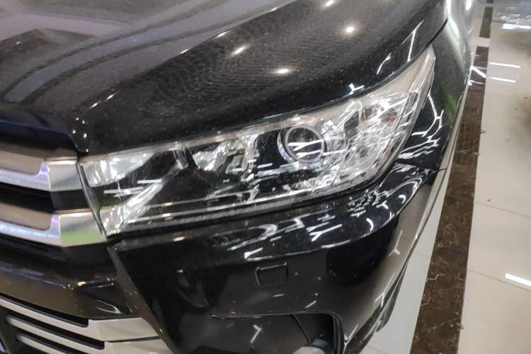 Used Toyota Highlander 2018 2.0T Four-Wheel Drive Supreme Edition 7-Seater China VI Left Front Headlight