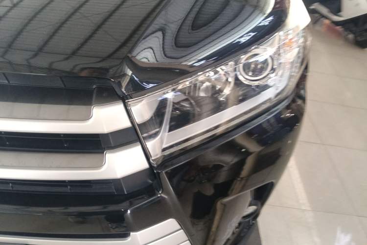 Used Toyota Highlander 2018 2.0T Two-Wheel Drive Elite Version 5 Seats China VI Standard Left Front Headlight