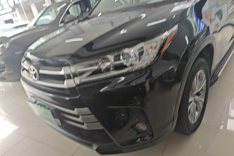 Used Toyota Highlander 2018 2.0T Two-Wheel Drive Elite Edition 7 Seats Emission Standard China V Left Front Headlight