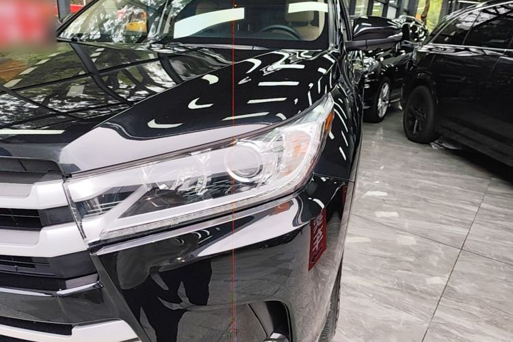 Used Toyota Highlander 2018 2.0T Two-Wheel Drive Elite Edition 7 Seats China VI Standard Left Front Headlight