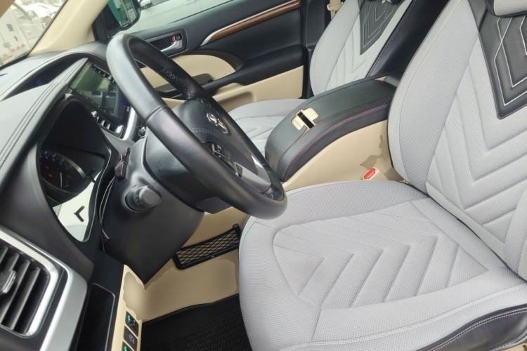 Used Toyota Highlander 2018 2.0T Two-Wheel Drive Elite Version 5 Seats China VI Standard Left Front Seat