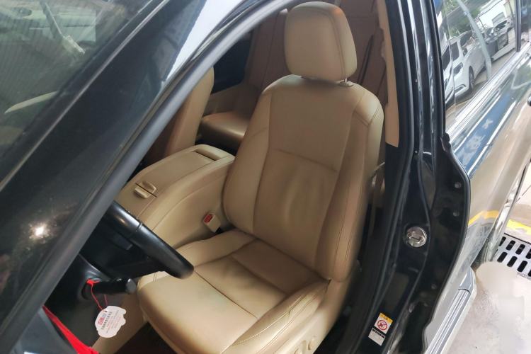 Used Toyota Highlander 2018 2.0T Four-Wheel Drive Luxury Version 7 Seats China VI Standard Left Front Seat