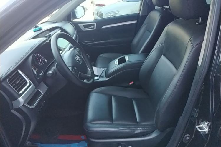 Used Toyota Highlander 2018 2.0T Four-Wheel Drive Luxury Version 7 Seats China VI Standard Left Front Seat