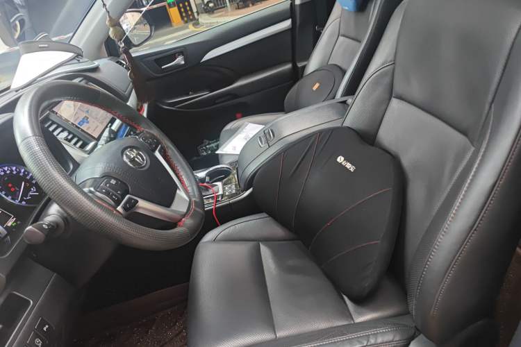 Used Toyota Highlander 2018 2.0T Four-Wheel Drive Luxury Edition 7 Seats China V Emission Standard Left Front Seat