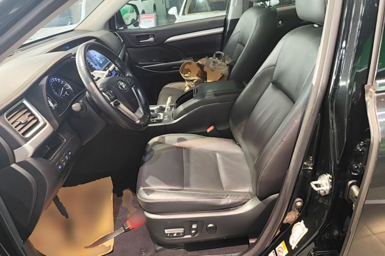 Used Toyota Highlander 2018 2.0T Four-Wheel Drive Luxury Version 7 Seats China VI Standard Left Front Seat