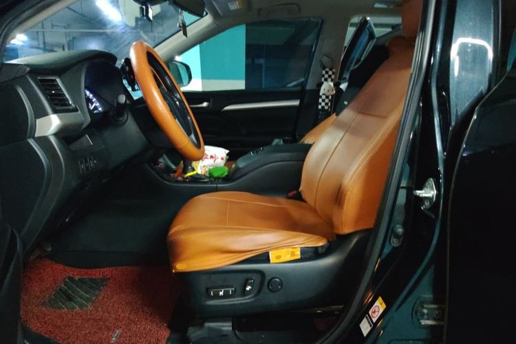 Used Toyota Highlander 2018 2.0T Four-Wheel Drive Prestige Version 7 Seats China VI Standard Left Front Seat
