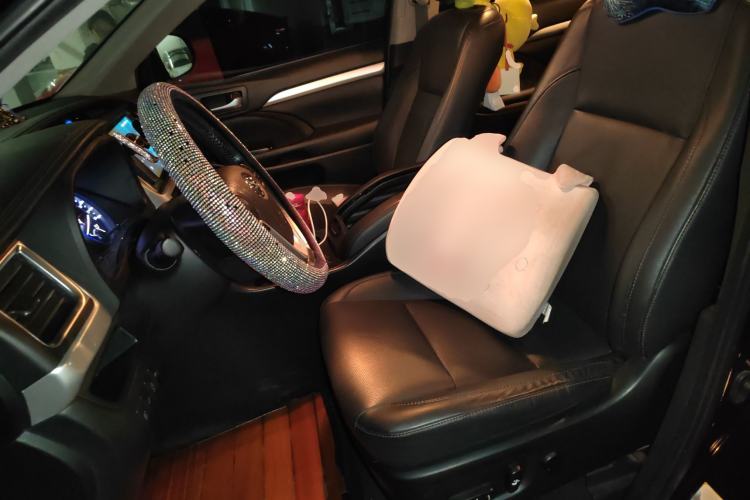 Used Toyota Highlander 2018 2.0T Four-Wheel Drive Prestige Version 7 Seats China V Emission Standard Left Front Seat