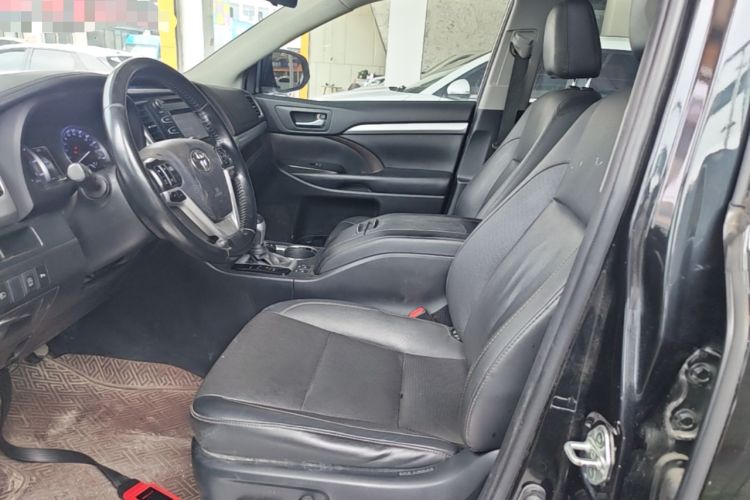 Used Toyota Highlander 2018 2.0T Four-Wheel Drive Luxury Version 7 Seats China VI Standard Left Front Seat