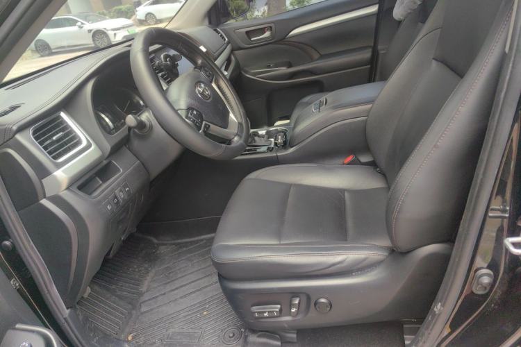 Used Toyota Highlander 2018 2.0T Four-Wheel Drive Prestige Version 7 Seats China VI Standard Left Front Seat