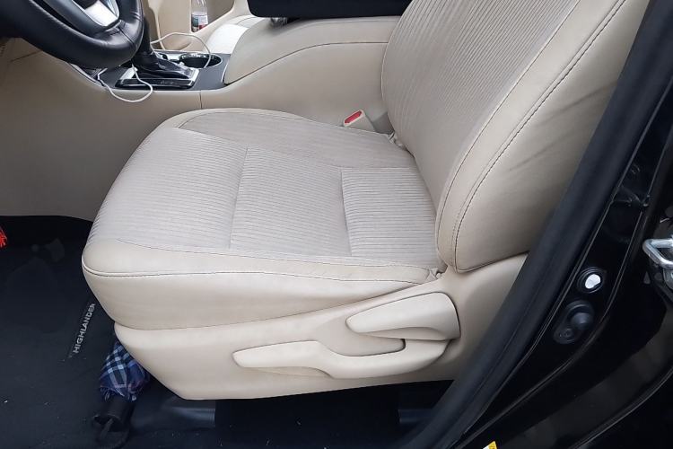 Used Toyota Highlander 2018 2.0T Four-Wheel Drive Elite Edition 7 Seats China V Standard Left Front Seat