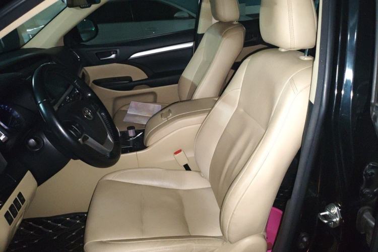 Used Toyota Highlander 2018 2.0T Four-Wheel Drive Luxury Version 7 Seats China VI Standard Left Front Seat