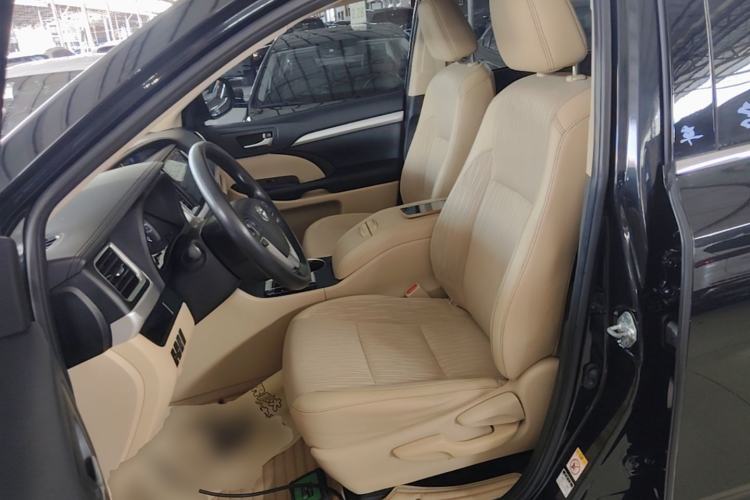 Used Toyota Highlander 2018 2.0T Two-Wheel Drive Elite Version 5 Seats China VI Standard Left Front Seat