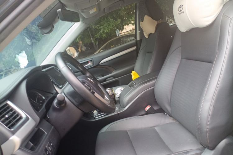 Used Toyota Highlander 2018 2.0T Four-Wheel Drive Prestige Version 7 Seats China VI Standard Left Front Seat