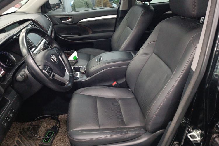 Used Toyota Highlander 2018 2.0T Four-Wheel Drive Luxury Version 7 Seats China VI Standard Left Front Seat