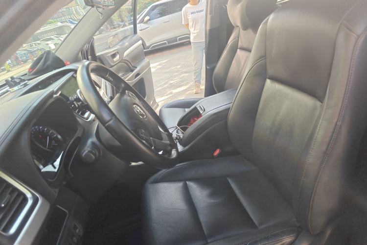 Used Toyota Highlander 2018 2.0T Four-Wheel Drive Luxury Version 7 Seats China VI Standard Left Front Seat