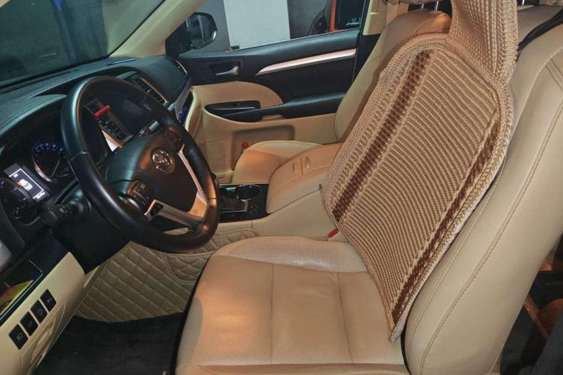 Used Toyota Highlander 2018 2.0T Four-Wheel Drive Prestige Version 7 Seats China V Emission Standard Left Front Seat