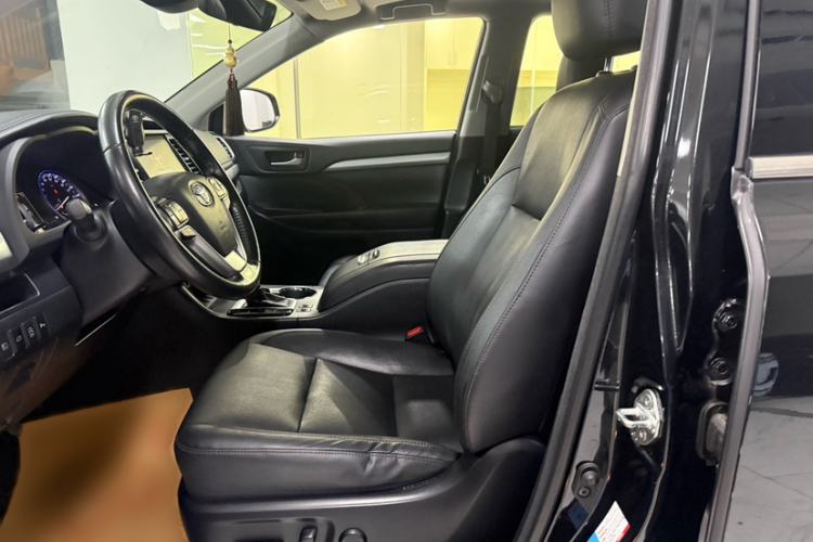 Used Toyota Highlander 2018 2.0T Four-Wheel Drive Prestige Version 7 Seats China VI Standard Left Front Seat