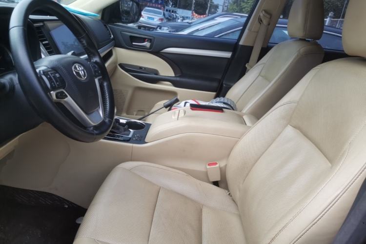 Used Toyota Highlander 2018 2.0T Four-Wheel Drive Luxury Version 7 Seats China VI Standard Left Front Seat