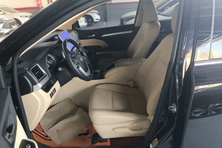 Used Toyota Highlander 2018 2.0T Four-Wheel Drive Elite Edition 7 Seats China VI Standard Left Front Seat