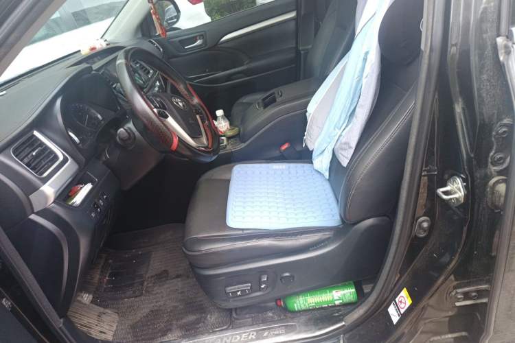 Used Toyota Highlander 2018 2.0T Four-Wheel Drive Luxury Edition 7 Seats China V Emission Standard Left Front Seat