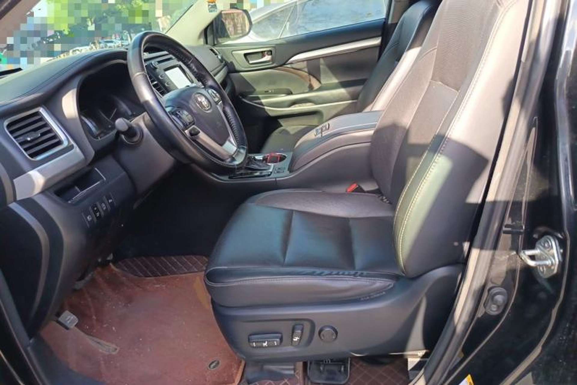 Used Toyota Highlander 2018 2.0T Four-Wheel Drive Luxury Edition 7 Seats China V Emission Standard Left Front Seat