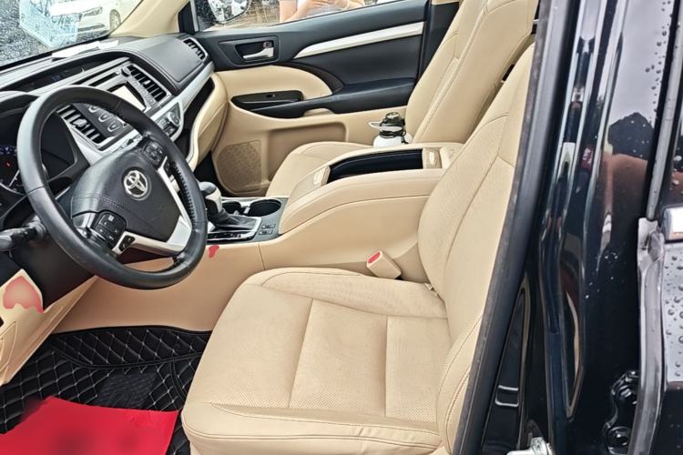 Used Toyota Highlander 2018 2.0T Four-Wheel Drive Luxury Edition 7 Seats China V Emission Standard Left Front Seat