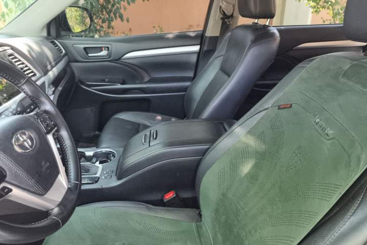 Used Toyota Highlander 2018 2.0T Four-Wheel Drive Luxury Version 7 Seats China VI Standard Left Front Seat