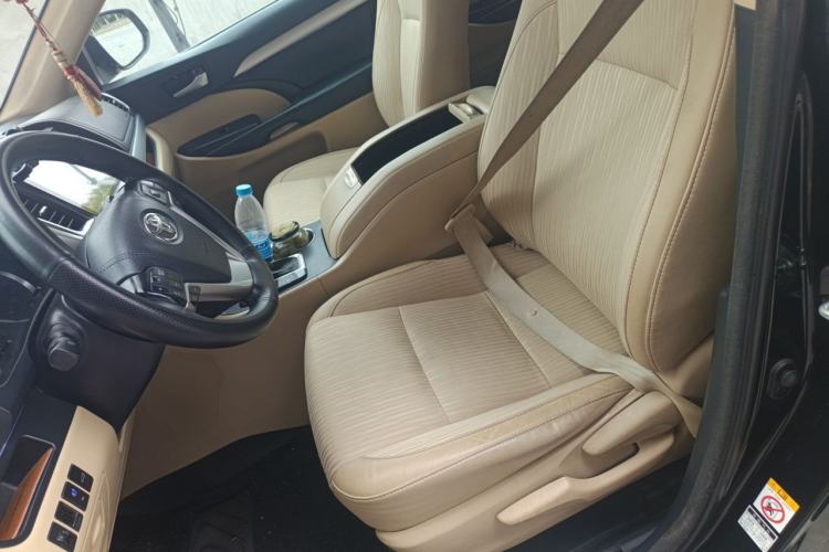 Used Toyota Highlander 2018 2.0T Two-Wheel Drive Elite Edition 7 Seats Emission Standard China V Left Front Seat