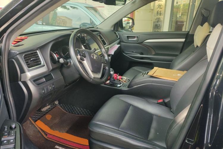 Used Toyota Highlander 2018 2.0T Four-Wheel Drive Luxury Version 7 Seats China VI Standard Left Front Seat