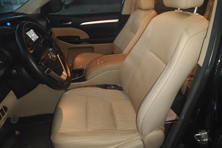 Used Toyota Highlander 2018 2.0T Two-Wheel Drive Elite Edition 5 Seats Emission Standard China V Left Front Seat