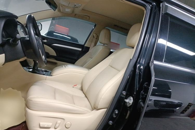 Used Toyota Highlander 2018 2.0T Four-Wheel Drive Luxury Version 7 Seats China VI Standard Left Front Seat