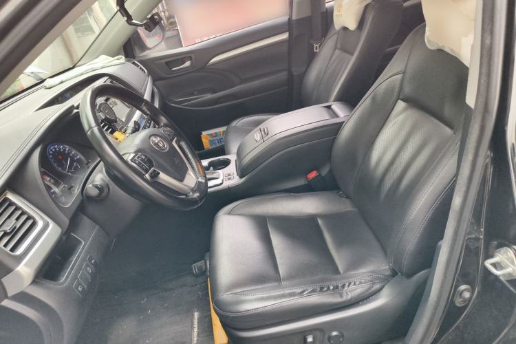 Used Toyota Highlander 2018 2.0T Four-Wheel Drive Luxury Edition 7 Seats China V Emission Standard Left Front Seat